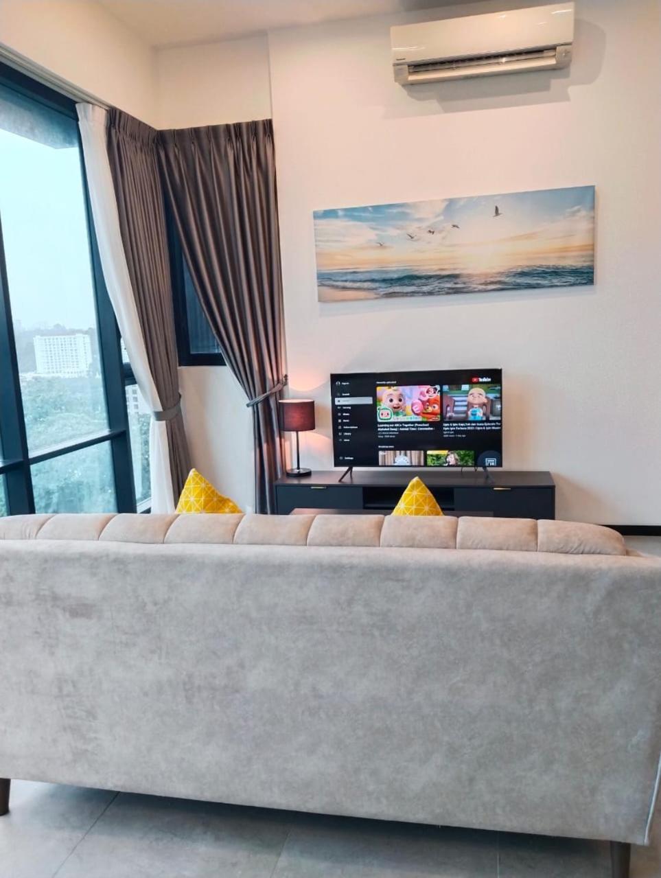 Apartemen Opus Service At *